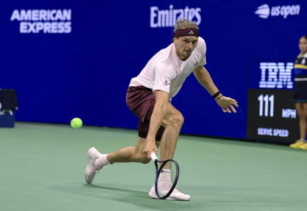 US Open tennis tournament - Day 5 Alexander Zverev of Germany in action against Quentin Halys of France during the Men s Singles second round of the US Open Tennis Championships in Flushing Meadows, New York, USA, 03 September 2026. FLUSHING MEADOWS NEW YORK United States  Copyright: xCRISTOBALxHERRERA-ULASHKEVICHx