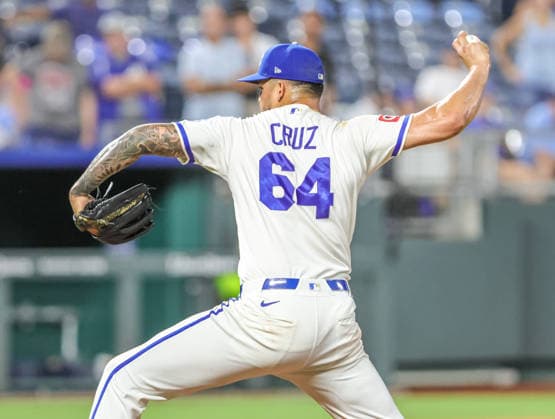 MLB, Baseball Herren, USA 2026: Marlins Vs Royals Sep 3rd SEP 3, 2026: Kansas City Royals relief pitcher Steven Cruz (64) came in relief in the 9th inning against the Miami Marlins at Kauffman Stadium Kansas City, MO. Roman Puno CSM (Credit Image: Â Roman Puno Cal Media) Kansas City Missouri United States EDITORIAL USE ONLY Copyright: xx ZUMA-20260903_zma_c04_126.jpg RomanxPunox csmphotothree516595