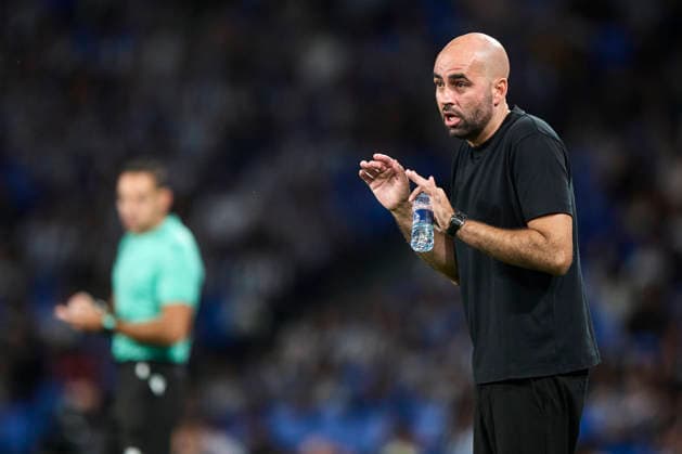 Real Sociedad v RC Celta de Vigo - LaLiga EA Sports 2026 27 RC Celta head coach Claudio Giraldez reacts during the LaLiga EA Sports match between Real Sociedad and RC Celta at Estadio Anoeta in San Sebastian, Spain, on September 3, 2026. San Sebastian Spain  Copyright: xCesarxOrtizxGonzalezx originalFilename:ortizgonzalez-realsoci260903_npuj7.jpg