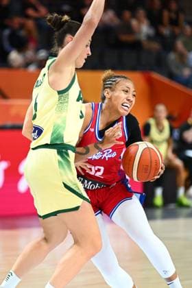 Australia v Puerto Rico - FIBA Women s Basketball World Cup 2026 BERLIN, GERMANY - SEPTEMBER 04 : Talbot Steph small forward of Australia fights for the ball with Guirantes Arella guard of Puerto Rico during the FIBA Women s Basketball World Cup group C phase match between Australia and Puerto Rico in Berlin on September 4, 2026 in Berlin, Germany, 04 09 2026 Berlin Germany  Copyright: xVincentxKalutx