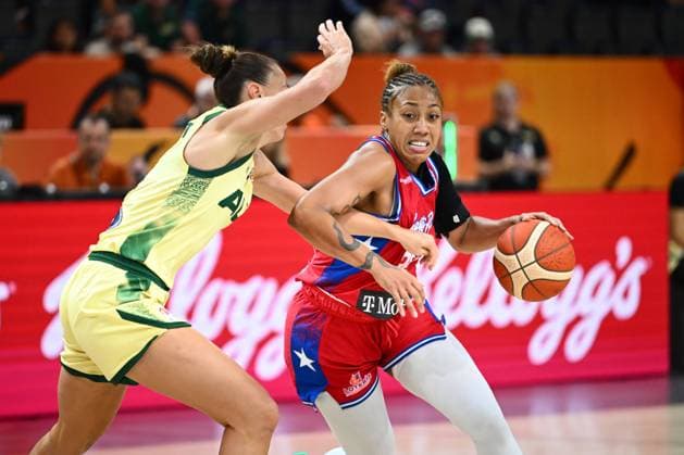 Australia v Puerto Rico - FIBA Women s Basketball World Cup 2026 BERLIN, GERMANY - SEPTEMBER 04 : Talbot Steph small forward of Australia fights for the ball with Guirantes Arella guard of Puerto Rico during the FIBA Women s Basketball World Cup group C phase match between Australia and Puerto Rico in Berlin on September 4, 2026 in Berlin, Germany, 04 09 2026 Berlin Germany  Copyright: xVincentxKalutx