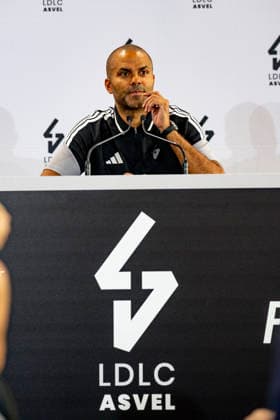 BASKETBALL : Tony Parker - LDCL ASVEL- Lyon (France) - 04 09 2026 Tony Parker en confÃ rence de presse Ã la Tony Parker Academy Ã Lyon le 04 09 2026. Photo Sandrine Thesillat PsNewZ  Copyright: xSandrinexThesillatx