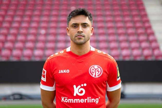 Fussball - Porträttermin 2026 2027 - 1. FSV Mainz 05 - 03.09.26, Nadiem Amiri - 1. FSV Mainz 05, 1.BL, Porträttermin 2026 2027, - *** Soccer Profile Session 2026 2027 1 FSV Mainz 05 03 09 26, Nadiem Amiri 1 FSV Mainz 05, 1 Bundesliga, Profile Session 2026 2027,