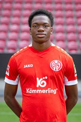 Fussball - Porträttermin 2026 2027 - 1. FSV Mainz 05 - 03.09.26, Rael Nakuzola - 1. FSV Mainz 05, 1.BL, Porträttermin 2026 2027, - *** Soccer Profile Session 2026 2027 1 FSV Mainz 05 03 09 26, Rael Nakuzola 1 FSV Mainz 05, 1 Bundesliga, Profile Session 2026 2027,