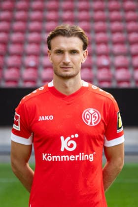 Fussball - Porträttermin 2026 2027 - 1. FSV Mainz 05 - 03.09.26, Stefan Posch - 1. FSV Mainz 05, 1.BL, Porträttermin 2026 2027, - *** Soccer Profile Session 2026 2027 1 FSV Mainz 05 03 09 26, Stefan Posch 1 FSV Mainz 05, 1 Bundesliga, Profile Session 2026 2027,
