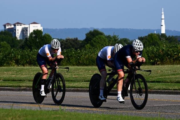 2026 UCI Para-cycling Road World Championships Picture by Olly Hassell SWpix.com - 03 09 2026 - Cycling - 2026 UCI Para-cycling Road World Championships - Huntsville, Alabama, United States of America - Training Practise - Sophie Unwin piloted by Jenny Holl (Great Britain), Rebecca Newark (Great Britain) Copyright: x xSWpix.comx(t axPhotographyxHubxLtd)xOllyxHassell SWpix.comx SWP-3030-22035