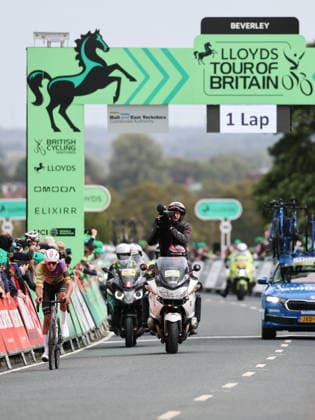 2026 Lloyds Tour of Britain Men Picture by Alex Whitehead SWpix.com - 04 09 2026 - Cycling - UCI ProSeries - 2026 Lloyds Tour of Britain Men - Stage 3: Hull to Beverly (194.1km) - Yorben Lauryssen (Tarteletto - Isorex) Copyright: x xSWpix.comx(t axPhotographyxHubxLtd)xAlexxWhitehead SWpix.comx SWP-3030-22085