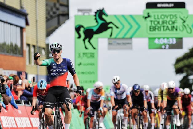 2026 Lloyds Tour of Britain Men Picture by Alex Whitehead SWpix.com - 04 09 2026 - Cycling - UCI ProSeries - 2026 Lloyds Tour of Britain Men - Stage 3: Hull to Beverly (194.1km) - Olav Kooij (Decathlon CMA CGM Team) winner of stage 3 Copyright: x xSWpix.comx(t axPhotographyxHubxLtd)xAlexxWhitehead SWpix.comx SWP-3030-22096