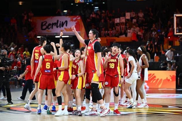 USA v China - FIBA Women s Basketball World Cup 2026 BERLIN, GERMANY - SEPTEMBER 04 : Zhang Ziyu center of China during the FIBA Women s Basketball World Cup group D phase match between United States of America and China in Berlin on September 4, 2026 in Berlin, Germany, 04 09 2026 Berlin Germany  Copyright: xVincentxKalutx
