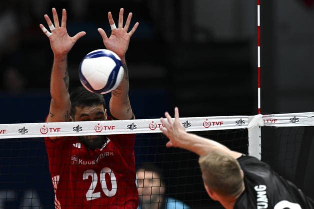 Turkiye v Denmark - CEV EuroVolley 2026 Men Friendly Match ANKARA, TURKIYE - SEPTEMBER 4: Efe Bayram (20) of Turkiye in action during a friendly match ahead of the 2026 CEV Men s European Volleyball Championship between Turkiye and Denmark at Baskent Volleyball Hall in Ankara, Turkiye, on September 4, 2026. Ismail Kaplan Anadolu Ankara Turkey. Editorial use only. Please get in touch for any other usage.  Copyright: x2026xAnadoluxIsmailxKaplanx