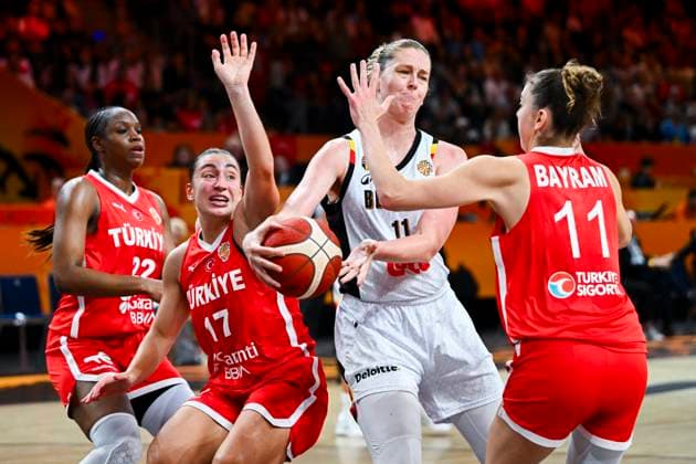 Belgium v Turkey - FIBA Women s Basketball World Cup 2026 BERLIN, GERMANY - SEPTEMBER 04 : Meesseman Emma power forward of Belgium in action during the FIBA Women s Basketball World Cup group C phase match between Belgium and Turkey in Berlin on September 4, 2026 in Berlin, Germany, 04 09 2026 Berlin Germany  Copyright: xVincentxKalutx