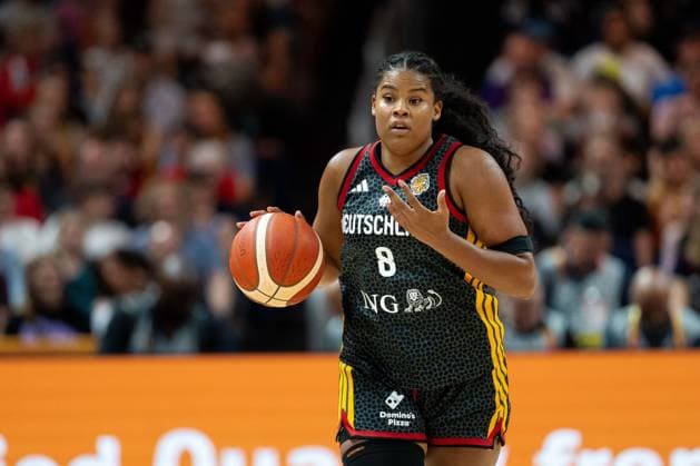 Nyara Sabally (Deutschland, 08) im Dribbling, GER, Spanien vs. Deutschland, Basketball, FIBA Women s World Cup 2026, Gruppenphase, Spieltag 1, 04.09.2026 GER, Spanien vs. Deutschland, Basketball, FIBA Women s World Cup 2026, Spieltag 1, 04.09.2026 Berlin *** Nyara Sabally, Germany, No. 8, dribbling, GER, Spain vs. Germany, Basketball, 2026 FIBA Women’s World Cup, Group Stage, Matchday 1, September 4, 2026, GER, Spain vs. Germany, Basketball, 2026 FIBA Women’s World Cup, Match Day 1, September 4, 2026, Berlin Copyright: xEibner-Pressefoto MaxxVincenx EP_MVN
