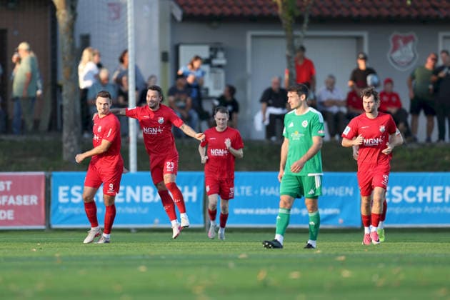September 4, 2026, Men s Soccer, 2026–2027 Season, Bavarian Regional League, Matchday 7: TSV Aubstadt vs. SpVgg Ansbach. TSV Aubstadt celebrates the early 1–0 lead; from left: Max Grimm (9), TSV Aubstadt, Ingo Feser 23, TSV Aubstadt Sulzfeld Schulstadion Aubstadt NGN Arena Bavaria, Germany