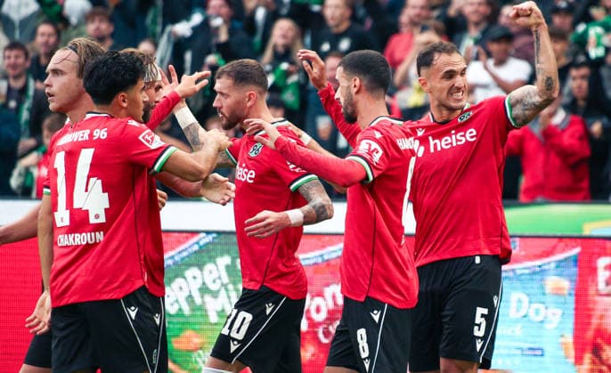 Deutschland: Fussball 2.Bundesliga 2026 2027, 4. Spieltag - Hannover 96 vs Karlsruher SC - Heinz von Heiden Arena Stadion (Hannover): Tor und Torjubel zum Marcel Hartel (Hannover 96, 10) Husseyn Chakroun (Hannover 96, 14) Stefan Teitur ÃžorÃ°arson Stefan Teitur Thordarson (Hannover 96, 23) Waniss TaÃ¯bi Waniss Taibi (Hannover 96, 8) Virgil GhiÅ£Äƒ Virgil Ghita (Hannover 96, 5) *** Germany Soccer 2. Bundesliga 2026–2027, Matchday 4: Hannover 96 vs. Karlsruher SC at Heinz von Heiden Arena Stadium in Hannover—Goals and goal celebrations for Marcel Hartel (Hannover 96), 10 Husseyn Chakroun (Hannover 96), 14 Stefan Teitur Þórðarson (Hannover 96), 23 Waniss Taïbi (Waniss Taibi) Hannover 96, 8 Virgil Ghi?a (Virgil Ghita) Hannover 96, 5 Copyright: xAymanxAlahmedx