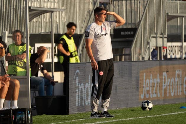 September 4, 2026, xhfmx, Regional League Southwest Soccer, Eintracht Frankfurt II vs. FC Astoria Walldorf; Patrick Glöckner, coach of Eintracht Frankfurt U21, tries to keep his bearings in Dreieich
