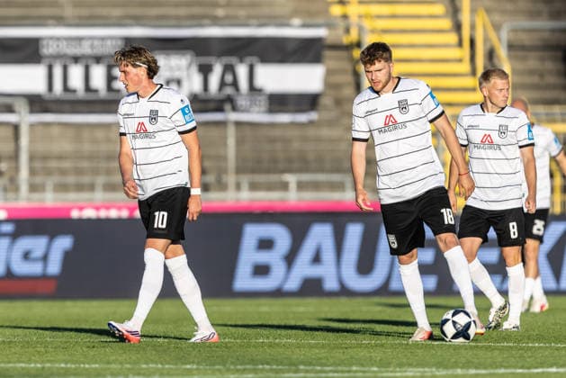 SSV Ulm 1846 Soccer vs. SGV Freiberg Heilbronn, Soccer, Regionalliga Southwest, Matchday 5, Donaustadion Ulm, September 4, 2026—Disappointment after the 0–1 loss. Photo by Oliver Wähling, SSV Ulm 1846 Soccer, 10, Steffen Meuer, SSV Ulm 1846 Soccer, 18 on their way to kickoff, SSV Ulm 1846 Soccer vs. SGV Freiberg Heilbronn, Soccer, Southwest Regional League, Matchday 5, Donaustadion Ulm, September 4, 2026. Photo by Lucca Fundel. Ulm Donaustadion, Baden-Württemberg, Germany
