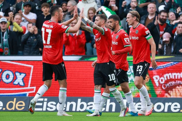 2. Bundesliga - Hannover 96 - Karlsruher SC am 04.09.2026 in der Heinz von Heiden Arena in Hannover Jubel, Torjubel, Torschuetze, Torschütze Marcel Hartel (Hannover 10) jubelt nach seinem Tor zum 2 zu 1 mit Bastian Allgeier (Hannover 17) *** 2. Bundesliga: Hannover 96 vs. Karlsruher SC on September 4, 2026, at the Heinz von Heiden Arena in Hannover—cheers, goal celebrations, Goal scorers, goal scorer Marcel Hartel (Hannover 10) celebrates his goal to make it 2–1 with Bastian Allgeier (Hannover 17) MH