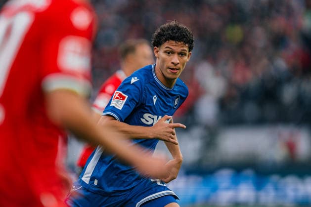 Deutschland: 2. Bundesliga 2026 - 2027, 4. Spieltag - Hannover 96 vs Karlsruher SC - Heinz von Heiden Arena (Hannover): Louey Ben Farhat (Karlsruher SC, 19) Einzelbild *** Germany 2. Bundesliga 2026–2027, Matchday 4: Hannover 96 vs. Karlsruher SC at Heinz von Heiden Arena in Hannover; Louey Ben Farhat (Karlsruher SC), 19 individual photos Copyright: xTomxLauruschkatx