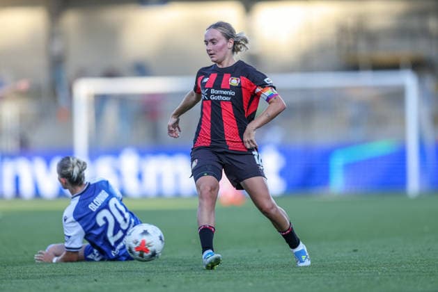 GER, Sinsheim, TSG Hoffenheim vs Bayer 04 Leverkusen, Google Pixel Frauen Bundesliga, Fussball, DFB, Spielzeit 2026 2027, Dietmar Hopp Stadion, 3. Spieltag im Bild v.l.: Laura Gloning (TSG Hoffenheim Frauen 20), Sofie Zdebel (Bayer 04 Leverkusen Frauen 16) DFB DFL REGULATIONS PROHIBIT ANY USE OF PHOTOGRAPHS AS IMAGE SEQUENCES AND OR QUASI-VIDEO, 04.09.2026 *** GER, Sinsheim, TSG Hoffenheim vs. Bayer 04 Leverkusen, Google Pixel Women s Bundesliga, Soccer, DFB, 2026–2027 Season, Dietmar Hopp Stadium, Matchday 3 in pictures: from left, Laura Gloning (TSG Hoffenheim Women, 20), Sofie Zdebel (Bayer 04 Leverkusen Women, 16). DFB and DFL regulations prohibit any use of photographs as image sequences and or quasi-video, September 4, 2026 Copyright: HMBxMedia HendrikxHamelau