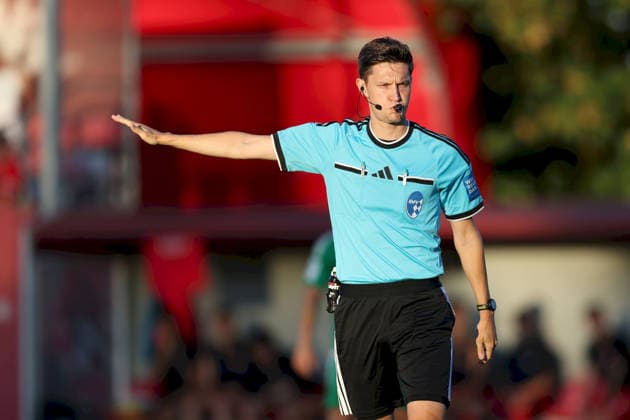 September 4, 2026, Men s, Soccer, 2026–2027 season, Bavarian Regional League, Matchday 7: TSV Aubstadt vs. SpVgg Ansbach. Referee Johannes Wagner of DJK Ingolstadt gestures with his arms and hands while giving instructions at the Sulzfeld School Stadium in Aubstadt, NGN Arena, Bavaria, Germany
