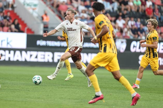3rd Division FC Ingolstadt 04 Alemannia Aachen Vinko Å apina 41, FCI Tackle Battle for the ball Joel da Silva Kiala 37 AA 3rd Division FC Ingolstadt 04 2026–2027 Season Alemannia Aachen