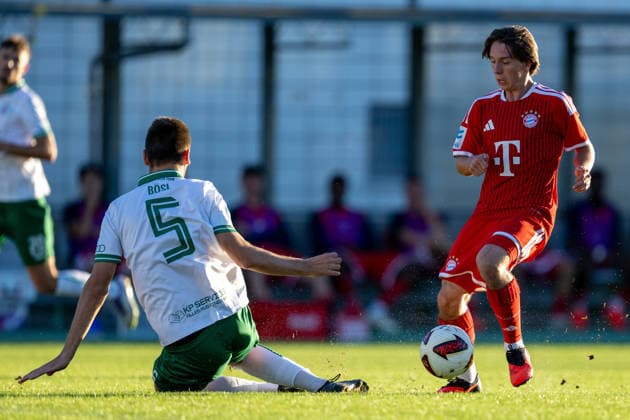 Sebastian Boesl 5 VfB Eichstätt, Bohdan Olychenko 8 FC Bayern Munich Amateurs, FC Bayern II vs. VfB Eichstätt, Soccer, Bavarian Regional League, Matchday 7, September 4, 2026. DFB regulations prohibit any use of photographs as image sequences and or quasi-video. Munich, Bavaria, Germany Copyright: xkolbert-press UlrichxGamelx