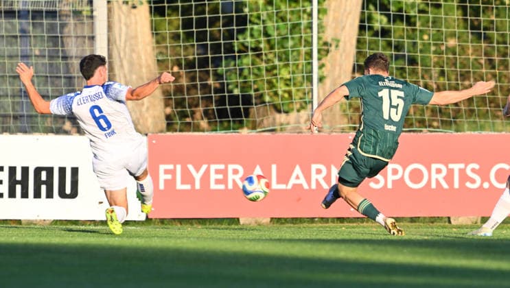 September 4, 2026 Soccer Season 2026–2027 Bavarian Regional League Matchday 7 SC Eltersdorf vs. SCE Quecken FV Illertissen xwoxzix Moritz Fischer 15, SC Eltersdorf scores a goal, 1–0, against Jan Luca Fink 6, FV Illertissen FVI