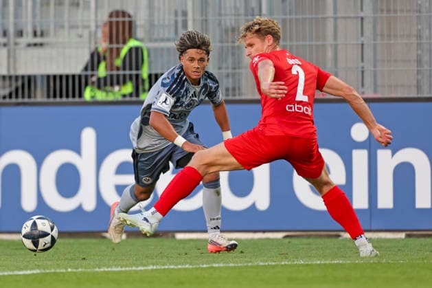 Soccer Southwest League: Eintracht Frankfurt II vs. FC Astoria Walldorf, September 4, 2009, 09:26; On the Way to a 1-1 Draw: Marvin Dills, Eintracht,