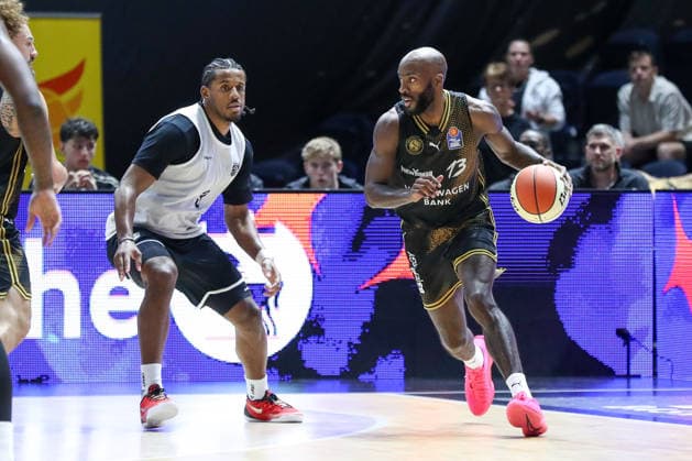 September 4, 2026, xgox, Basketball Exhibition Game: Basketball, Löwen Braunschweig vs. Bamberg Baskets, emspor, from left: Sheldon Edwards (Braunschweig), No. 13 with the ball, plays the ball (Braunschweig)