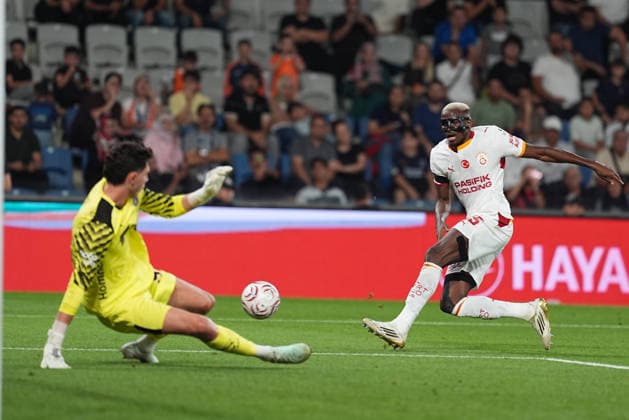 Istanbul Basaksehir v Galatasaray - Turkish Super Lig ISTANBUL, TURKIYE - SEPTEMBER 4: Victor Osimhen (45) of Galatasaray in action during the Turkish Super Lig 4th week football match between Istanbul Basaksehir and Galatasaray at Basaksehir Fatih Terim Stadium in Istanbul, Turkiye on September 4, 2026. Adem Kutucu Anadolu Istanbul Turkey. Editorial use only. Please get in touch for any other usage.  Copyright: x2026xAnadoluxAdemxKutucux