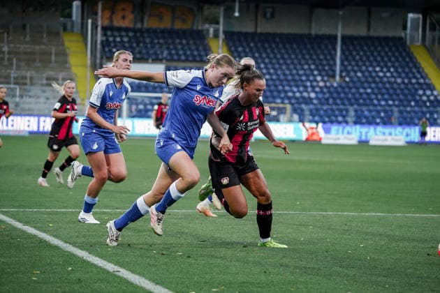 Deutschland: Fussball Saison 2026 2027 , Google Pixel Frauen-Bundesliga , 3. Spieltag , TSG 1899 Hoffenheim Frauen vs. Bayer 04 Leverkusen Frauen - Dietmar-Hopp-Stadion (Hoffenheim) : Maja Sternad (Bayer 04 Leverkusen, 23) im Zweikampf Hoffenheim Dietmar-Hopp-Stadion Deutschland Germany *** Germany Soccer Season 2026–2027, Google Pixel Women s Bundesliga, Matchday 3, TSG 1899 Hoffenheim Women vs. Bayer 04 Leverkusen Women, Dietmar Hopp Stadium, Hoffenheim; Maja Sternad, Bayer 04 Leverkusen, No. 23, in a tackle, Hoffenheim, Dietmar Hopp Stadium, Germany Copyright: xBennetxLongx