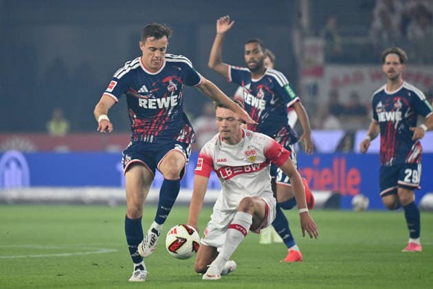 Dzenan PEJCINOVIC (VFB Stuttgart), Aktion,Zweikampf gegen Paul OKON ENGSTLER (1.FC Koeln). Fussball 1. Bundesliga Saison 2026 2027, 2.Spieltag, Spieltag02, VfB Stuttgart - 1.FC Koeln am 04.09.2026 , MHP ARENA Â *** Dzenan PEJCINOVIC, VFB Stuttgart, Action, Tackle against Paul OKON ENGSTLER, 1. FC Köln, Soccer, Bundesliga, 2026–2027 Season, Matchday 2, VfB Stuttgart vs. 1. FC Köln on September 4, 2026, MHP ARENA Â