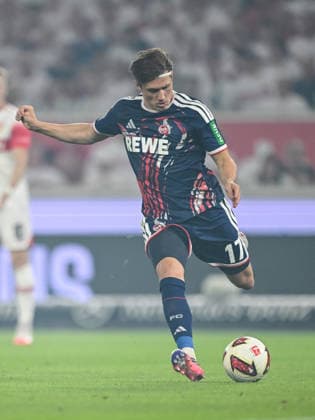 Alessio Castro-Montes (1.FC Koeln) in Aktion, am Ball, Einzelaktion waehrend des spiels der 1. Bundesliga zwischen VfB Stuttgart und 1. FC Koeln, MHPArena am 04. September 2026 in Stuttgart, Deutschland. (Foto von Harry Langer DeFodi Images) +++ Alessio Castro-Montes (1.FC Koeln) controls the Ball during the Bundesliga match between VfB Stuttgart and 1. FC Koeln at MHPArena on September 4, 2026 in Stuttgart, Germany. (Photo by Harry Langer DeFodi Images) DFB DFL REGULATIONS PROHIBIT ANY USE OF PHOTOGRAPHS AS IMAGE SEQUENCES AND OR QUASI-VIDEO. (Photo by Harry Langer DeFodi Images) DFB DFL REGULATIONS PROHIBIT ANY USE OF PHOTOGRAPHS AS IMAGE SEQUENCES AND OR QUASI-VIDEO. - *** Alessio Castro Montes of 1 FC Koeln in action, on the ball, making a solo run during the Bundesliga match between VfB Stuttgart and 1 FC Koeln, MHPArena on September 4, 2026, in Stuttgart, Germany Photo by Harry Langer DeFodi Images Alessio Castro Montes of 1. FC Köln controls the ball during the Bundesliga match between VfB Stuttgart and 1. FC Köln at MHPArena on September 4, 2026, in Stuttgart, Germany. Photo by Harry Langer, DeFodi Images. DFB and DFL regulations prohibit any use of photographs as image sequences and or quasi-video. Photo by Harry Langer, DeFodi Images. DFB and DFL regulations prohibit any use of photographs as imSEQUENCES AND OR QUASI-VIDEO