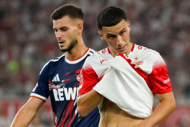 Tom Krauss, Krauß (1.FC Köln, 05) und Bilal El Khannouss (VfB Stuttgart, 11) , Deutschland, Fussball, 1. Bundesliga, 2.Spieltag, 2026 2027, VfB Stuttgart vs. 1.FC Köln, 04.09.2026, Stuttgart MHP Arena Deutschland *** Tom Krauss, Krauß 1 FC Köln, 05, and Bilal El Khannouss VfB Stuttgart, 11, Germany, Soccer, Bundesliga 1, Matchday 2, 2026–2027, VfB Stuttgart vs. 1 FC Köln, September 4, 2026, Stuttgart MHP Arena, Germany Copyright: xGrantxHubbsx