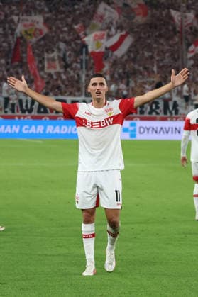 04.09.2026, xrekx, Fussball 1.Bundesliga, VfB Stuttgart - 1.FC Köln v.l. Torjubel nach dem Tor zum celebrating the goal celebrate 1:0 durch Bilal El Khannouss (VfB Stuttgart) (DFL DFB REGULATIONS PROHIBIT ANY USE OF PHOTOGRAPHS as IMAGE SEQUENCES and or QUASI-VIDEO) Stuttgart *** September 4, 2026, xrekx, Soccer 1 Bundesliga, VfB Stuttgart 1 FC Köln v l Goal celebration after Bilal El Khannouss scored the 1–0 goal for VfB Stuttgart DFL DFB REGULATIONS PROHIBIT ANY USE OF PHOTOGRAPHS AS IMAGE SEQUENCES AND OR QUASI-VIDEO Stuttgart