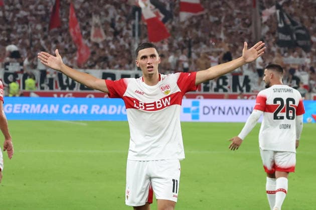 04.09.2026, xrekx, Fussball 1.Bundesliga, VfB Stuttgart - 1.FC Köln v.l. Torjubel nach dem Tor zum celebrating the goal celebrate 1:0 durch Bilal El Khannouss (VfB Stuttgart) (DFL DFB REGULATIONS PROHIBIT ANY USE OF PHOTOGRAPHS as IMAGE SEQUENCES and or QUASI-VIDEO) Stuttgart *** September 4, 2026, xrekx, Soccer, Bundesliga 1, VfB Stuttgart 1 FC Köln v l Goal celebration after Bilal El Khannouss s goal to make it 1–0 for VfB Stuttgart DFL DFB REGULATIONS PROHIBIT ANY USE OF PHOTOGRAPHS AS IMAGE SEQUENCES AND OR QUASI-VIDEO Stuttgart