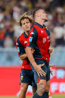 Genoa™s Milutin Osmajic celebrates after scoring a goal for his team during the Serie A soccer match between Genoa and Como at the Luigi Ferraris Stadium in Genoa, Italy - Friday, September 04, 2026. - Soccer .  Copyright: xTanoxPecoraro LaPressex