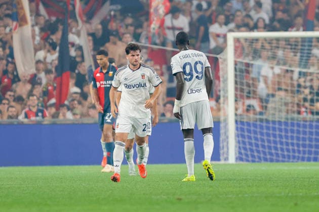 Como s Martin Baturina celebrates after scoring a goal for his team during the Serie A soccer match between Genoa and Como at the Luigi Ferraris Stadium in Genoa, Italy - Friday, September 04, 2026. - Soccer .  Copyright: xTanoxPecoraro LaPressex