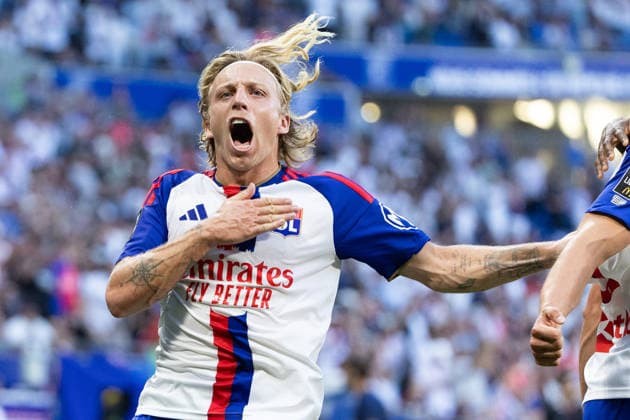Mads Bidsrup seen during Ligue 1 26 27 game between teams of Olympique Lyon and AJ Auxerre at Groupama Stadium (Benjamin Faes Ball Raw Images) Lyon Groupama Stadium France Copyright: xBenjaminxFaesx 0W4A2638