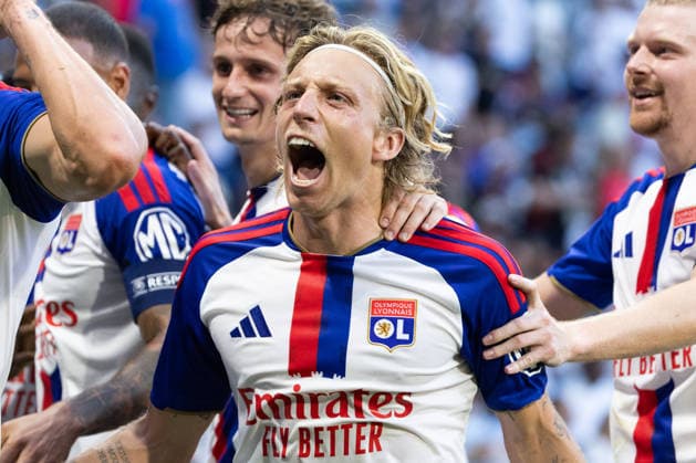 Mads Bidsrup seen during Ligue 1 26 27 game between teams of Olympique Lyon and AJ Auxerre at Groupama Stadium (Benjamin Faes Ball Raw Images) Lyon Groupama Stadium France Copyright: xBenjaminxFaesx 0W4A2742