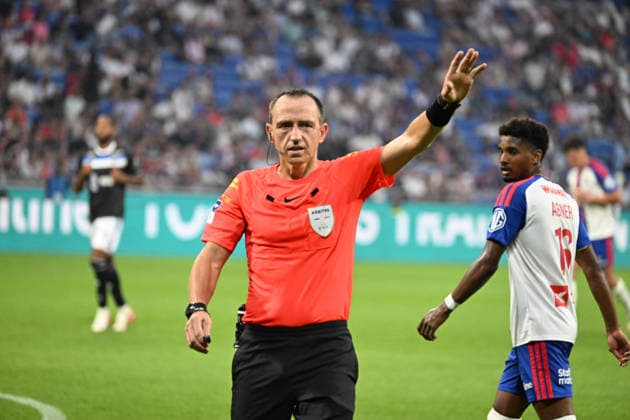 Football : Olympique Lyonnais v Auxerre - French ligue 1- 04 09 2026 Referee Ruddy BUQUET during the French ligue 1 match between Olympique Lyonnais and Auxerre at Groupama Stadium Decines Charpieu Lyon on September 04, 2026 , France LYONFrance  Copyright: xMouradxAllilix