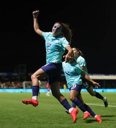 Women s Super League - London City Lionesses v Manchester United, ManU Women LONDON, ENGLAND, SEPTEMBER 4: GOAL 2-0, Danielle van de Donk of London City Lionesses goal celebration after scoring a goal to put London City Lionesses 2-0 ahead during the Women s Super League match between London City Lionesses v Manchester United Women at Copperjax Community Stadium, London, England, on September 4. (Photo by Daniel Weir) London Copperjax Community Stadium England Copyright: xDanielxWeir SportsxPressxPhotox Sportspressphoto_SPR222937