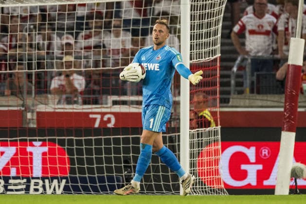 STUTTGART, GERMANY - SEPTEMBER 04: Marvin Schwaebe (Schwäbe, Schwabe, 1. FC Koeln, 1) with the ball during the Bundesliga match between VfB Stuttgart vs. 1. FC Koeln at MHP Arena Stuttgart on matchday 2 of the 1. Bundesliga on September 04, 2026 in Stuttgart, Germany. DFL REGULATIONS PROHIBIT ANY USE OF PHOTOGRAPHS AS IMAGE SEQUENCES AND OR QUASI-VIDEO. Baden Wuerttemberg Germany Copyright: xSteffiexWunderlx