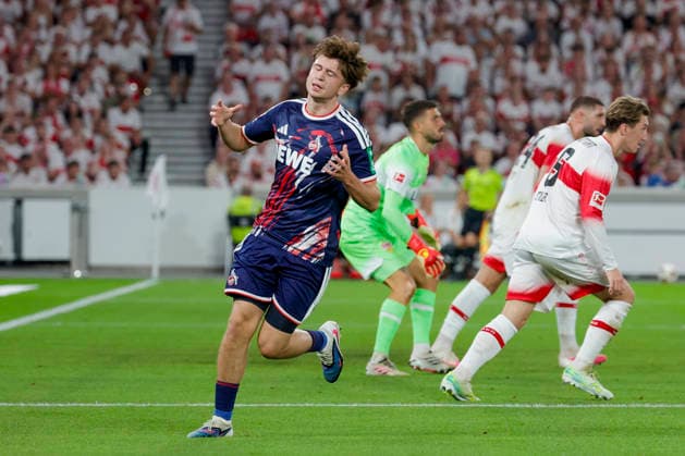 Im Bild: Enttaeuschung bei Mikey Moore (1. FC Koeln, 47) 04.09.2026, VfB Stuttgart - 1. FC Koeln, 1. Bundesliga, 2. Spieltag, Deutschland, Stuttgart, MHP Arena, DFL REGULATIONS PROHIBIT ANY USE OF PHOTOGRAPHS AS IMAGE SEQUENCES AND OR QUASI-VIDEO. *** Pictured: A disappointed Mikey Moore, 1. FC Köln, April 9, 2026, VfB Stuttgart vs. 1. FC Köln, Bundesliga 1, Matchday 2, Germany, Stuttgart, MHP Arena, DFL REGULATIONS PROHIBIT ANY USE OF PHOTOGRAPHS AS IMAGE SEQUENCES AND OR QUASI-VIDEO Copyright: HMBxMedia xJulienxBecker