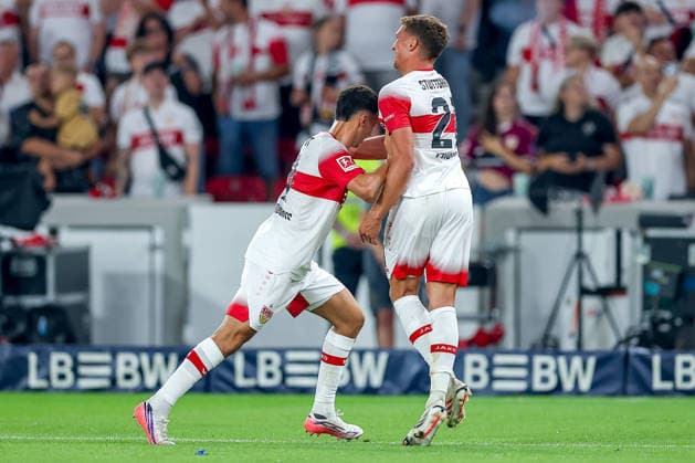 04.09.2026, Fußball, VfB Stuttgart - 1. FC Köln, 1. Fußball Bundesliga, 2. Spieltag, MHP-Arena, Saison 2026 2027: Torjubel nach dem Tor zum 2:0 durch Torschütze Grischa Prömel (VfB Stuttgart 21) zusammen mit Bilal El Khannouss (VfB Stuttgart 11) DFB regulations prohibit any use of photographs as image sequences and or quasi-video. Baden-Württemberg Deutschland *** September 4, 2026, Soccer, VfB Stuttgart vs. 1. FC Köln, Bundesliga 1, Matchday 2, MHP Arena, 2026–2027 Season: Goal celebration after the 2–0 goal by VfB Stuttgart’s No. 21, Grischa Prömel, together with VfB Stuttgart’s No. 11, Bilal El Khannouss. DFB regulations prohibit any use of photographs as image sequences and or quasi-video. Baden-Württemberg, Germany