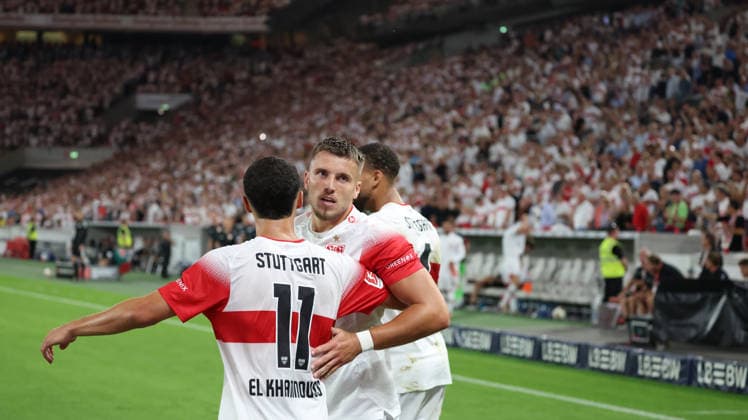 04.09.2026, xrekx, Fussball 1.Bundesliga, VfB Stuttgart - 1.FC Köln v.l. Torjubel nach dem Tor zum celebrating the goal celebrate 3:0 durch Ermedin Demirovic (VfB Stuttgart) (DFL DFB REGULATIONS PROHIBIT ANY USE OF PHOTOGRAPHS as IMAGE SEQUENCES and or QUASI-VIDEO) Stuttgart *** September 4, 2026, xrekx, Soccer, Bundesliga 1, VfB Stuttgart 1 FC Köln v l Goal celebration after Ermedin Demirovic’s goal to make it 3–0 for VfB Stuttgart DFL DFB REGULATIONS PROHIBIT ANY USE OF PHOTOGRAPHS AS IMAGE SEQUENCES AND OR QUASI-VIDEO Stuttgart