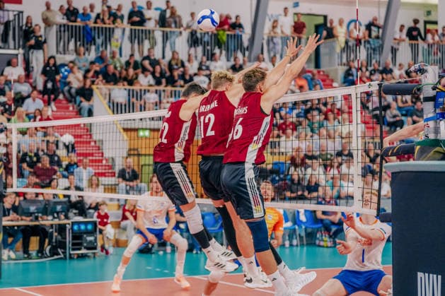 GER, Volleyball, European Championship Warm-up Match, Friendly Match, Germany vs. Netherlands, 04 09 26 Block by Tobias Brand 22, Germany; Anton Brehme 12, Germany; and Erik Röhrs 66, Germany. Photo: HMB Media, Etienne Schlick Copyright: HMBxMedia EtiennexSchlick