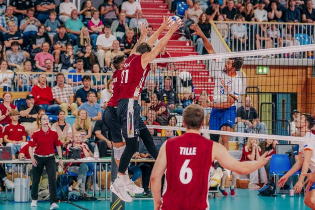 GER, Volleyball, European Championship Warm-up Match, Friendly Match, Germany vs. Netherlands, September 4, 2026, Attack by Tobias Krick (21), Germany. Photo by HMB Media, Etienne Schlick Copyright: HMBxMedia EtiennexSchlick