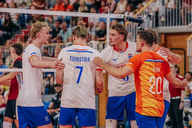 GER, Volleyball, European Championship Dress Rehearsal, Friendly Match, Germany vs. the Netherlands, September 4, 2026. Team photo featuring Bennie Tuinstra (7), Netherlands, and Jeffrey Klok (20), Netherlands. Photo by HMB Media, Etienne Schlick Copyright: HMBxMedia EtiennexSchlick