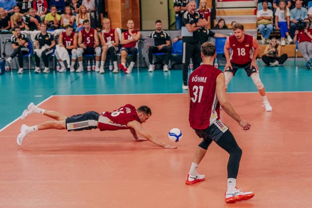 GER, Volleyball, European Championship Warm-up Match, Friendly Match, Germany vs. Netherlands, 04 09 26, Defender Tim Peter 16, Germany, Photo: HMB Media, Etienne Schlick Copyright: HMBxMedia EtiennexSchlick
